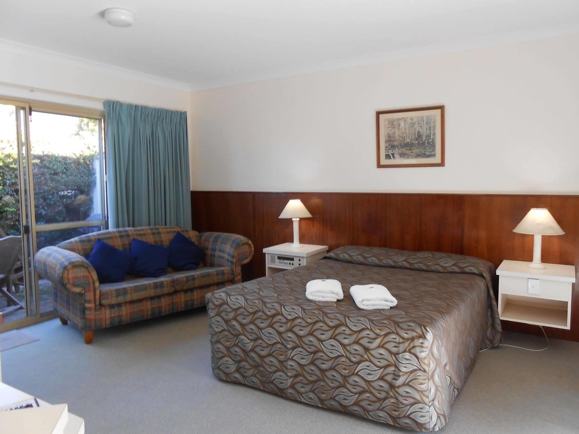 Augusta'S Georgiana Molloy Motel Экстерьер фото